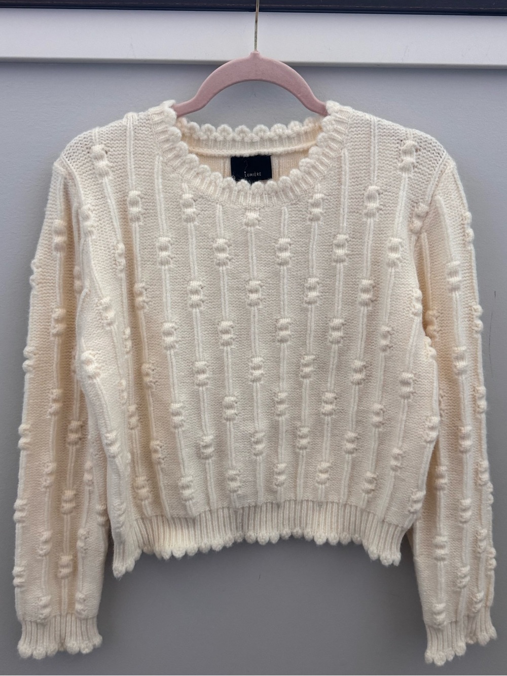 NWOT Lumiere Cream Bobble Knit Cropped Crewneck Sweater. Size L.